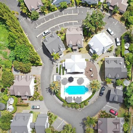 Tinkerbell Cottage 2-4 Bedroom- Russell Cottages Collection Экстерьер фото