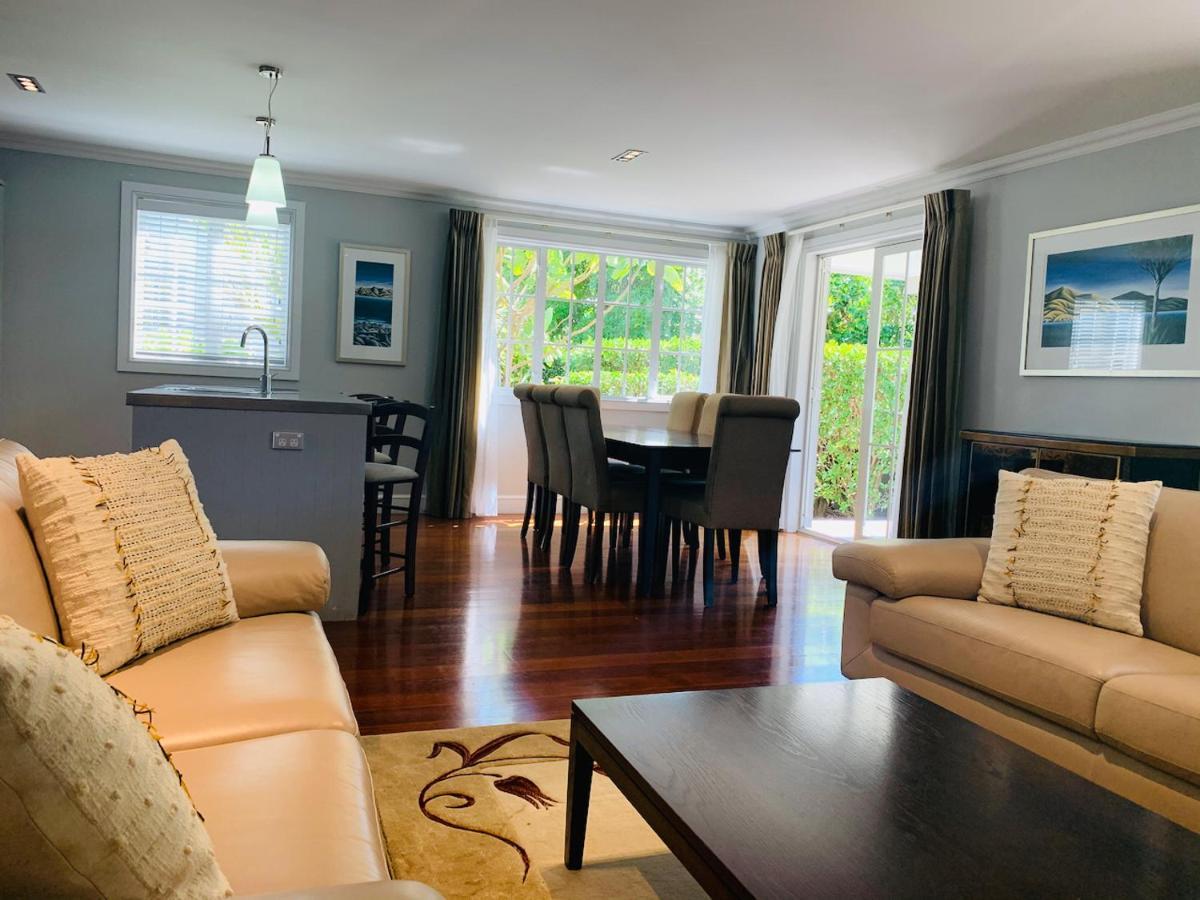 Tinkerbell Cottage 2-4 Bedroom- Russell Cottages Collection Экстерьер фото