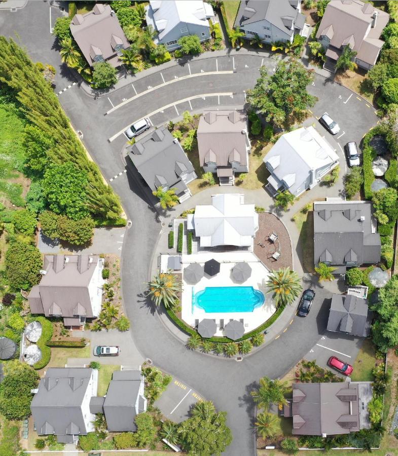 Tinkerbell Cottage 2-4 Bedroom- Russell Cottages Collection Экстерьер фото