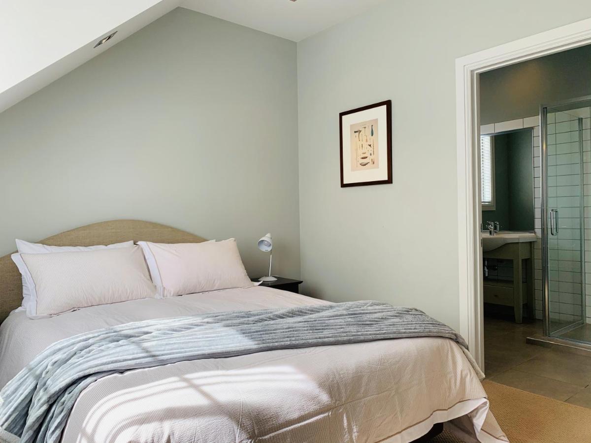 Tinkerbell Cottage 2-4 Bedroom- Russell Cottages Collection Экстерьер фото