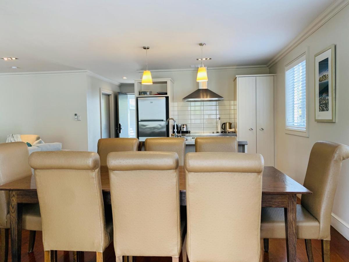 Tinkerbell Cottage 2-4 Bedroom- Russell Cottages Collection Экстерьер фото