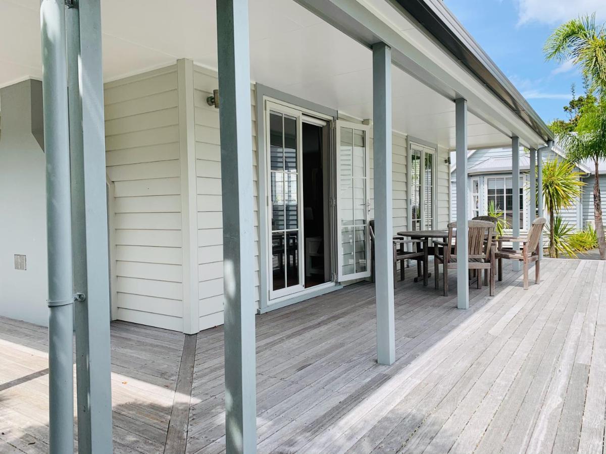 Tinkerbell Cottage 2-4 Bedroom- Russell Cottages Collection Экстерьер фото